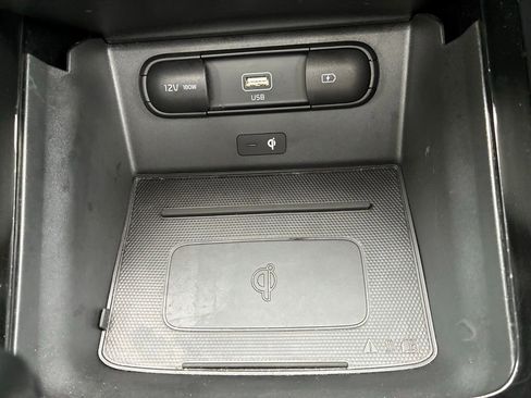 Used 2021 Kia Telluride EX w/ EX Premium Package image 32