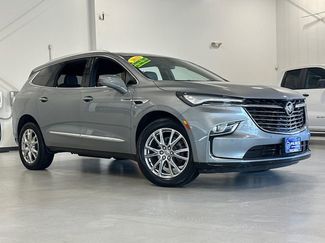 Used 2023 Buick Enclave Essence w/ Experience Buick Package video 2
