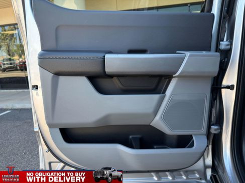 Used 2023 Ford F350 XLT AWD/4WD image 21