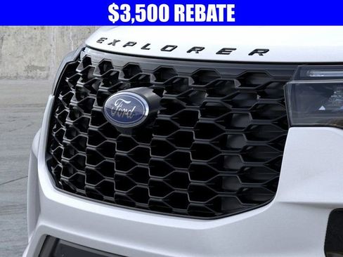 New 2026 Ford Explorer ST-Line image 17