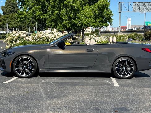 Used 2024 BMW 430i Convertible w/ M Sport Package RWD image 8