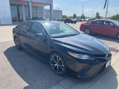 Used 2018 Toyota Camry SE w/ Moonroof Package