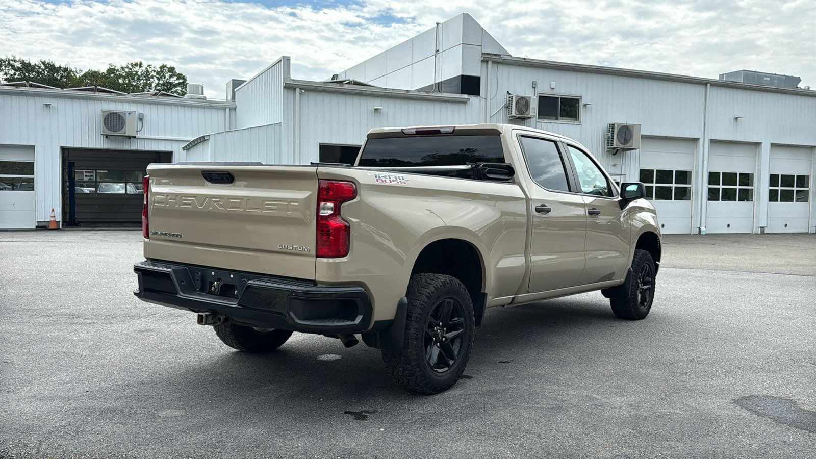 Used 2022 Chevrolet Silverado 1500 Custom Trail Boss AWD/4WD image 6