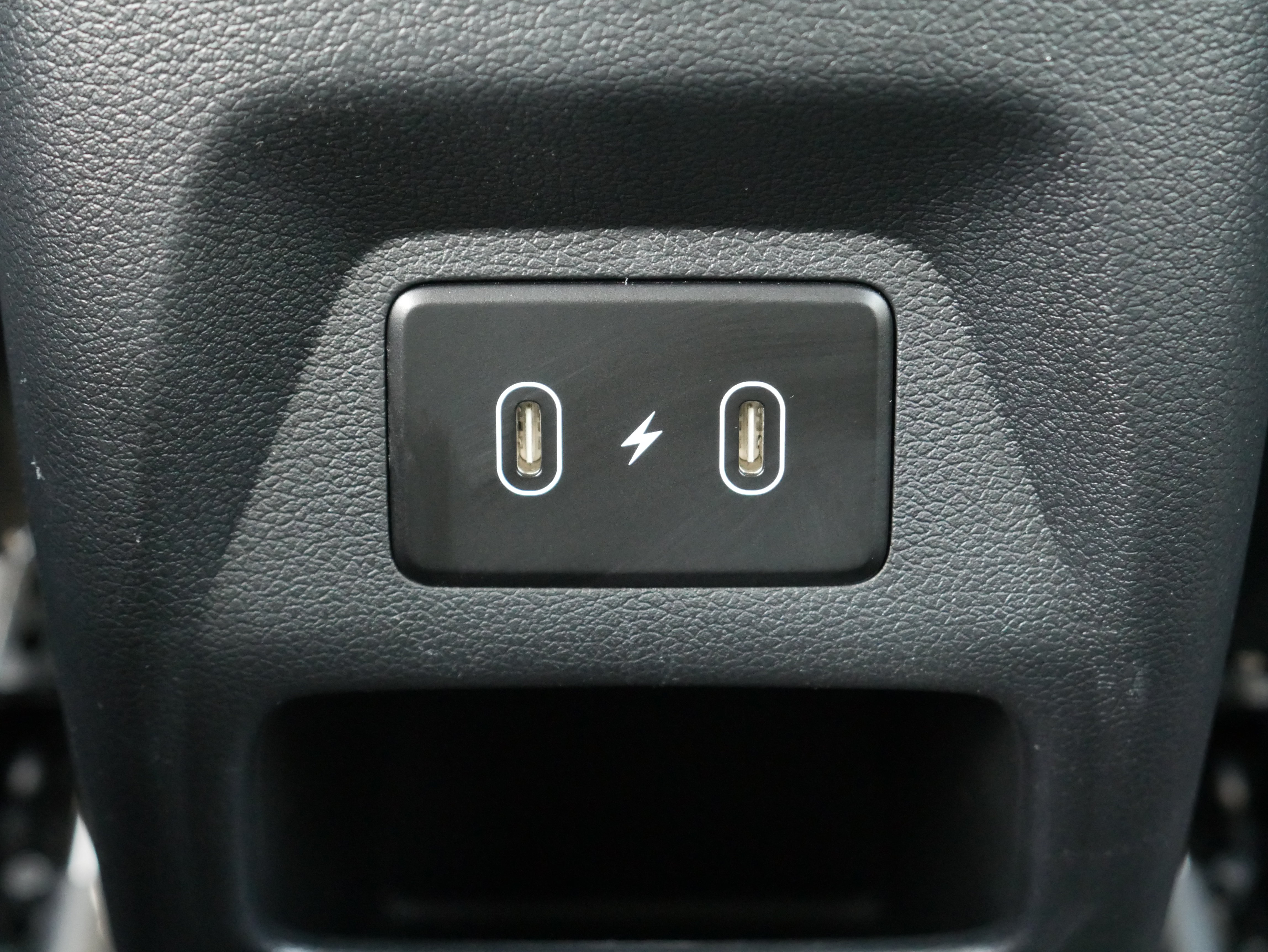 Used 2026 Hyundai Venue SEL FWD image 15