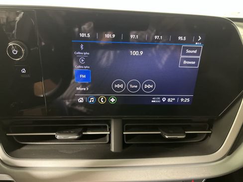 Used 2024 Chevrolet Trax LS w/ LS Convenience Package FWD image 18
