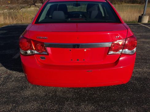 Used 2014 Chevrolet Cruze LT image 32