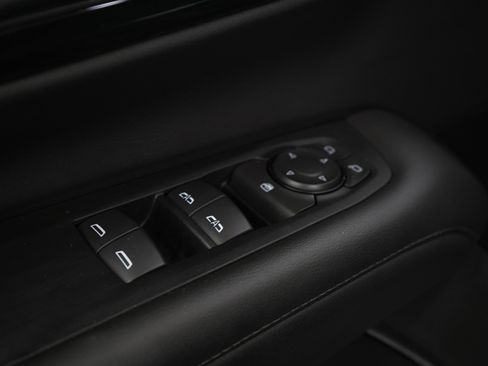 Used 2025 Chevrolet Tahoe LT AWD/4WD image 22