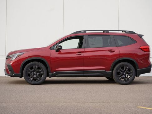 Used 2023 Subaru Ascent Onyx Edition image 6