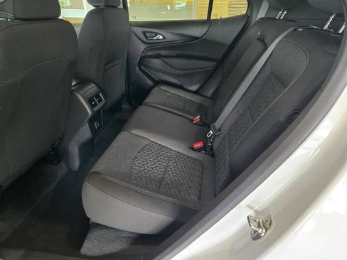 Certified 2024 Chevrolet Equinox LT FWD image 17