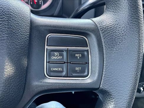 Used 2018 RAM 2500 SLT w/ Snow Chief Group AWD/4WD image 12