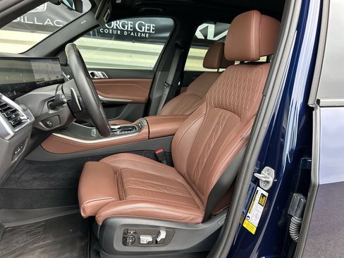 Used 2024 BMW X5 M60i image 11