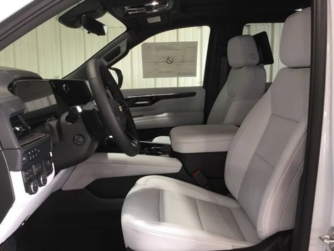 New 2026 Chevrolet Tahoe Premier image 30