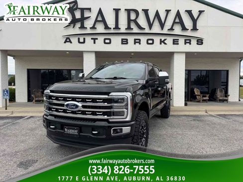 Used 2024 Ford F250 Platinum AWD/4WD image 1