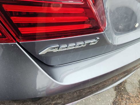 Used 2017 Honda Accord LX image 4