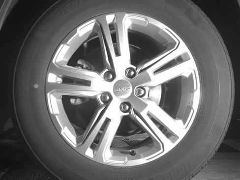Used 2024 GMC Terrain SLE FWD image 21