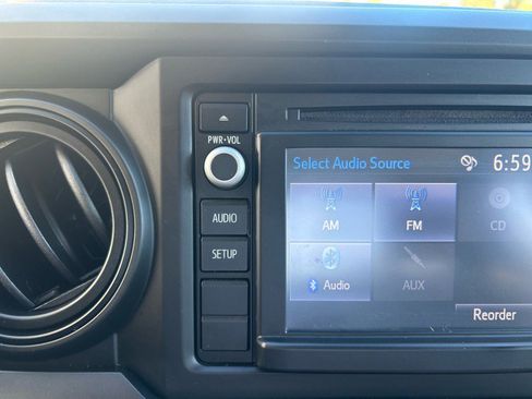 Used 2019 Toyota Tacoma SR image 15