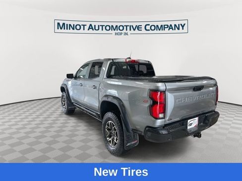 Used 2024 Chevrolet Colorado ZR2 w/ ZR2 Convenience Package III AWD/4WD image 7