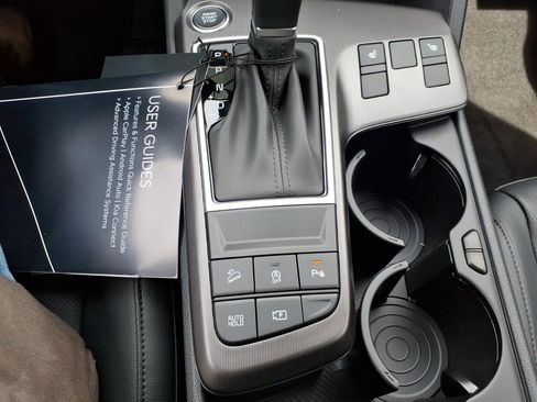 New 2026 Kia Sportage EX image 16