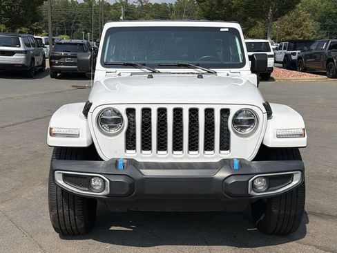 Used 2022 Jeep Wrangler Unlimited Sahara AWD/4WD image 7
