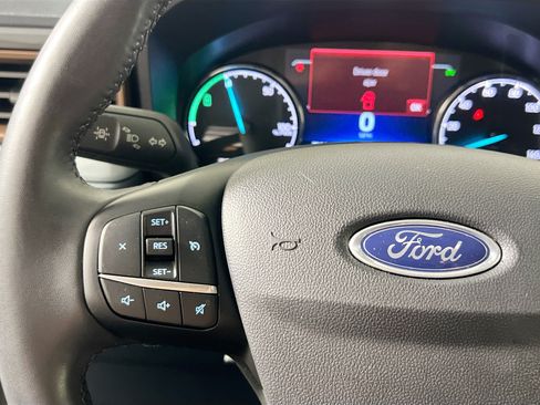 Used 2023 Ford Maverick Lariat FWD image 18