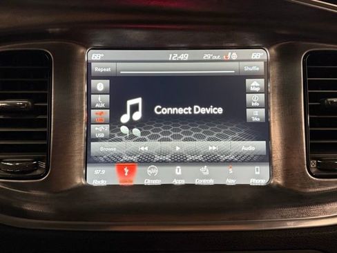 Used 2018 Dodge Charger R/T image 26