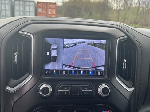 Certified 2022 GMC Sierra 3500 AT4 w/ AT4 Preferred Package AWD/4WD image 27