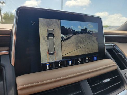 Used 2024 Chevrolet Tahoe Premier RWD image 23