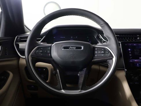 Used 2022 Jeep Grand Cherokee Limited 4xe w/ Luxury Tech Group II AWD/4WD image 40