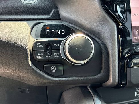 Used 2025 RAM 1500 Big Horn AWD/4WD image 15