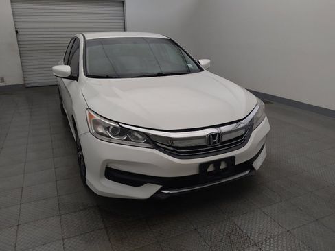 Used 2017 Honda Accord LX image 14
