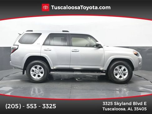 Used 2022 Toyota 4Runner SR5 RWD image 1