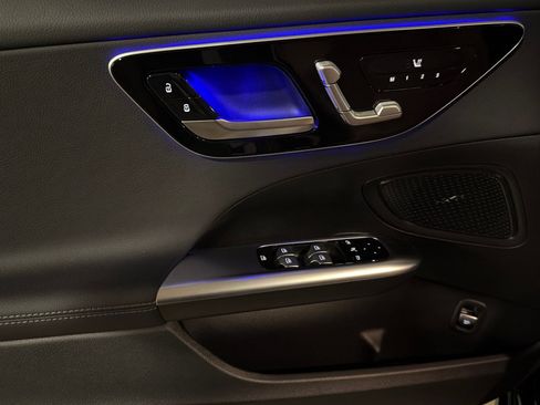 New 2026 Mercedes-Benz C 300 Sedan image 10