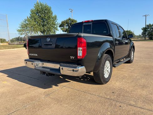 Used 2015 Nissan Frontier SV w/ SV Value Truck Package image 28