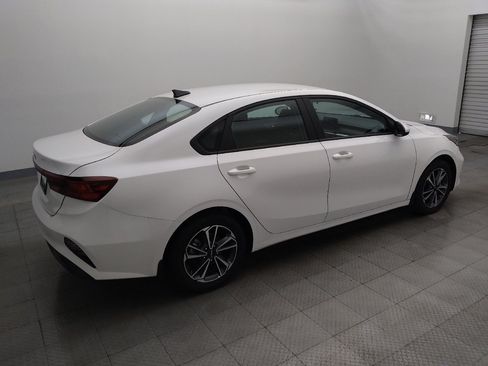 Used 2023 Kia Forte LXS FWD image 10