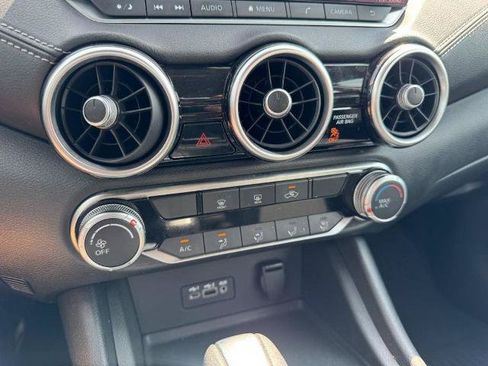 Certified 2023 Nissan Sentra SV FWD image 18