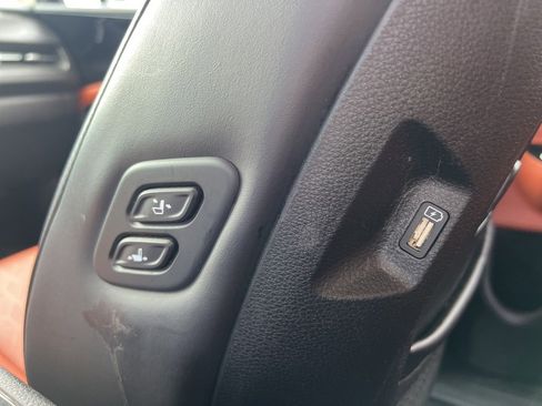 Used 2022 Kia Carnival SX image 19