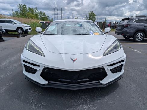 Used 2023 Chevrolet Corvette Stingray Premium Conv w/ Z51 Performance Package RWD image 2