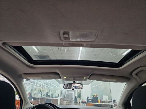 Used 2019 Nissan Sentra SV w/ Special Edition Package image 37