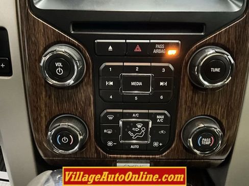 Used 2014 Ford F150 Lariat w/ Equipment Group 502A Luxury image 29