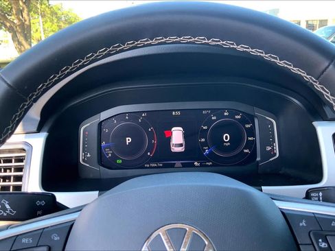 Used 2022 Volkswagen Atlas SE FWD image 26