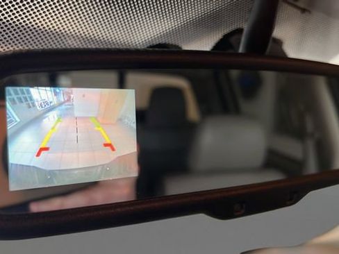 Used 2010 Ford F150 Lariat image 13