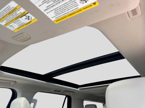 Used 2022 Ford Expedition Max Limited RWD image 18