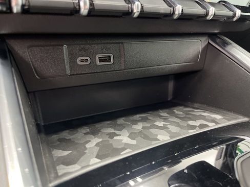 New 2026 GMC Canyon Elevation RWD image 16