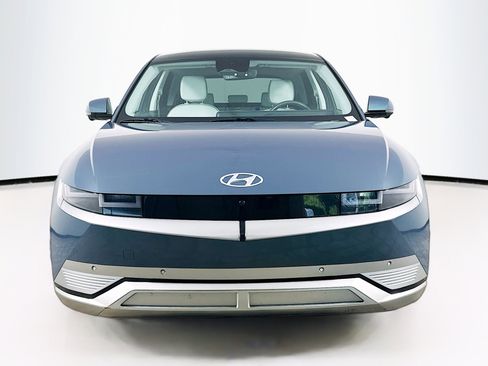 Used 2023 Hyundai Ioniq 5 Limited w/ Cargo Package RWD image 2