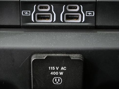 Used 2022 RAM 1500 Laramie AWD/4WD image 25