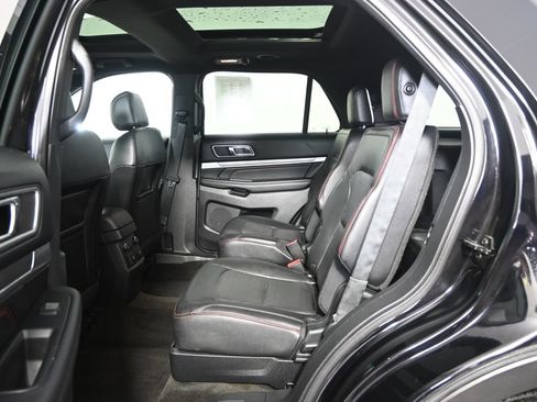 Used 2016 Ford Explorer Sport w/ Equipment Group 401A AWD/4WD image 19