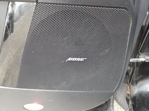 Used 2012 MAZDA CX-9 Touring w/ Moonroof & Bose Audio Pkg image 4