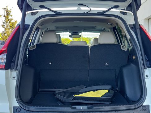 Used 2024 Honda CR-V EX-L image 9