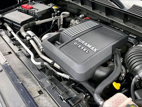 Used 2023 Chevrolet Silverado 1500 RST image 29