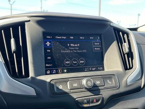 Used 2023 GMC Terrain SLE w/ LPO, Floor Liner Package FWD image 31
